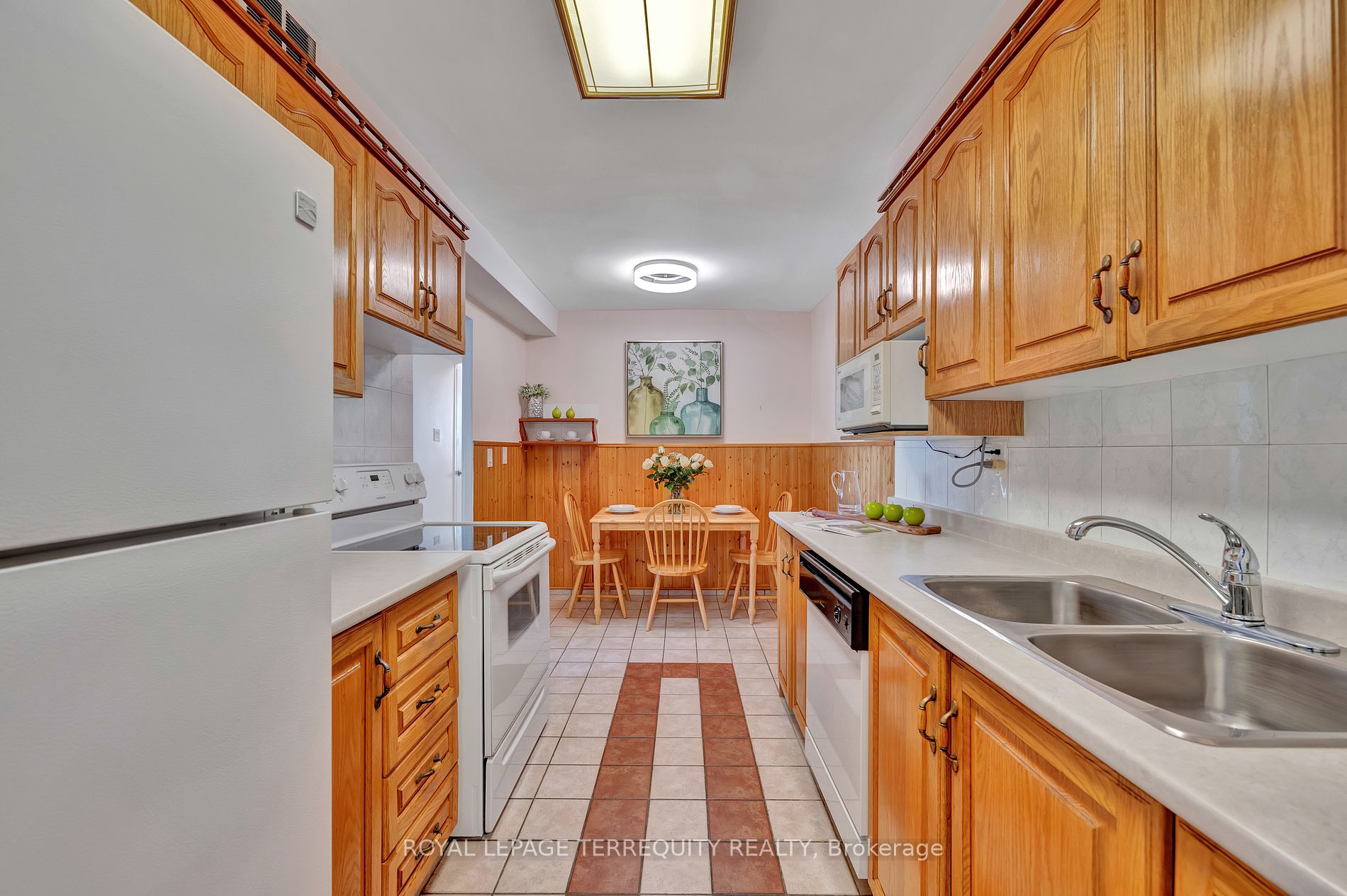 61 Richview Rd 2 Property Photo 18