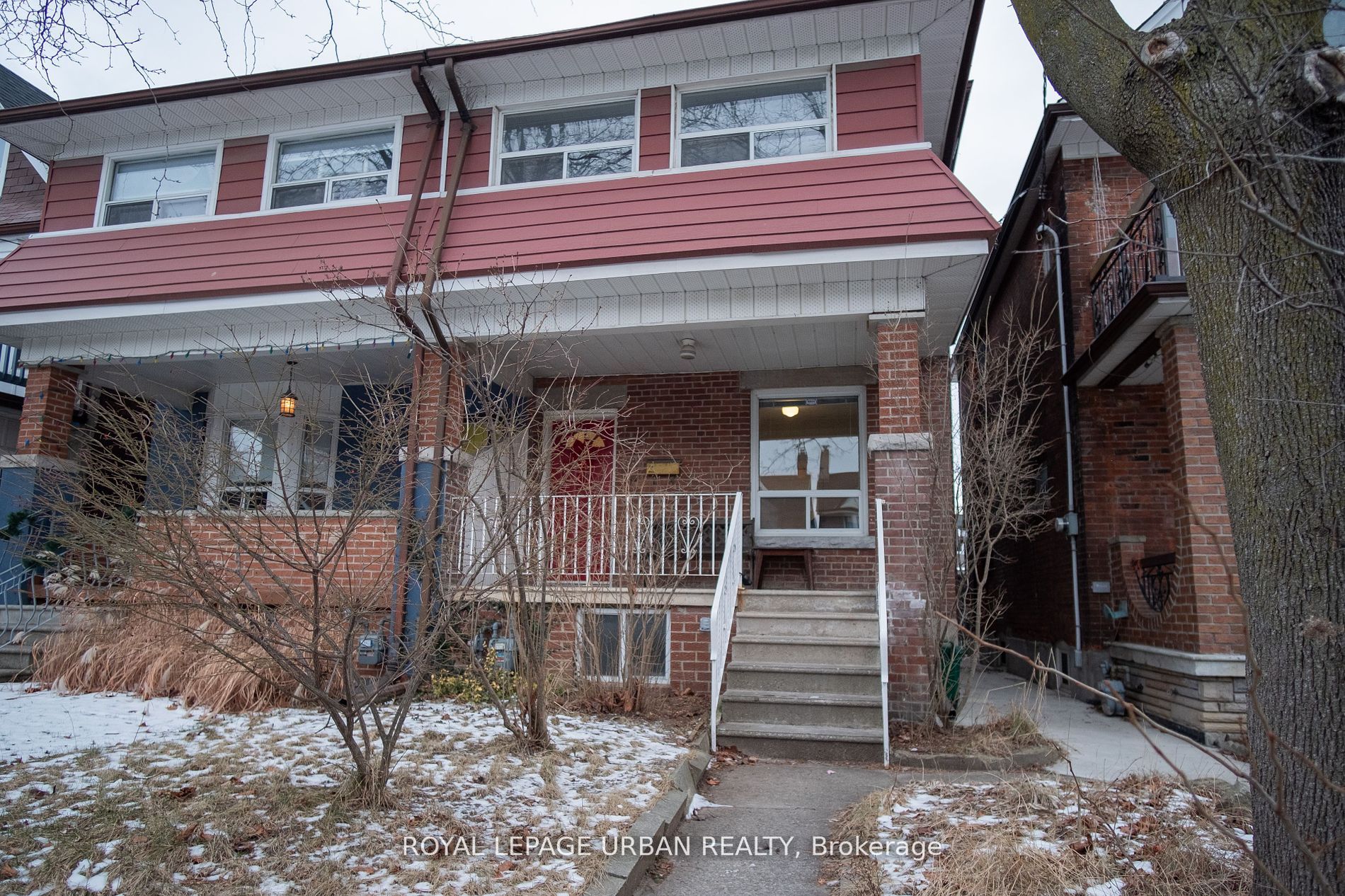 38 Gillespie Ave Property Photo 3