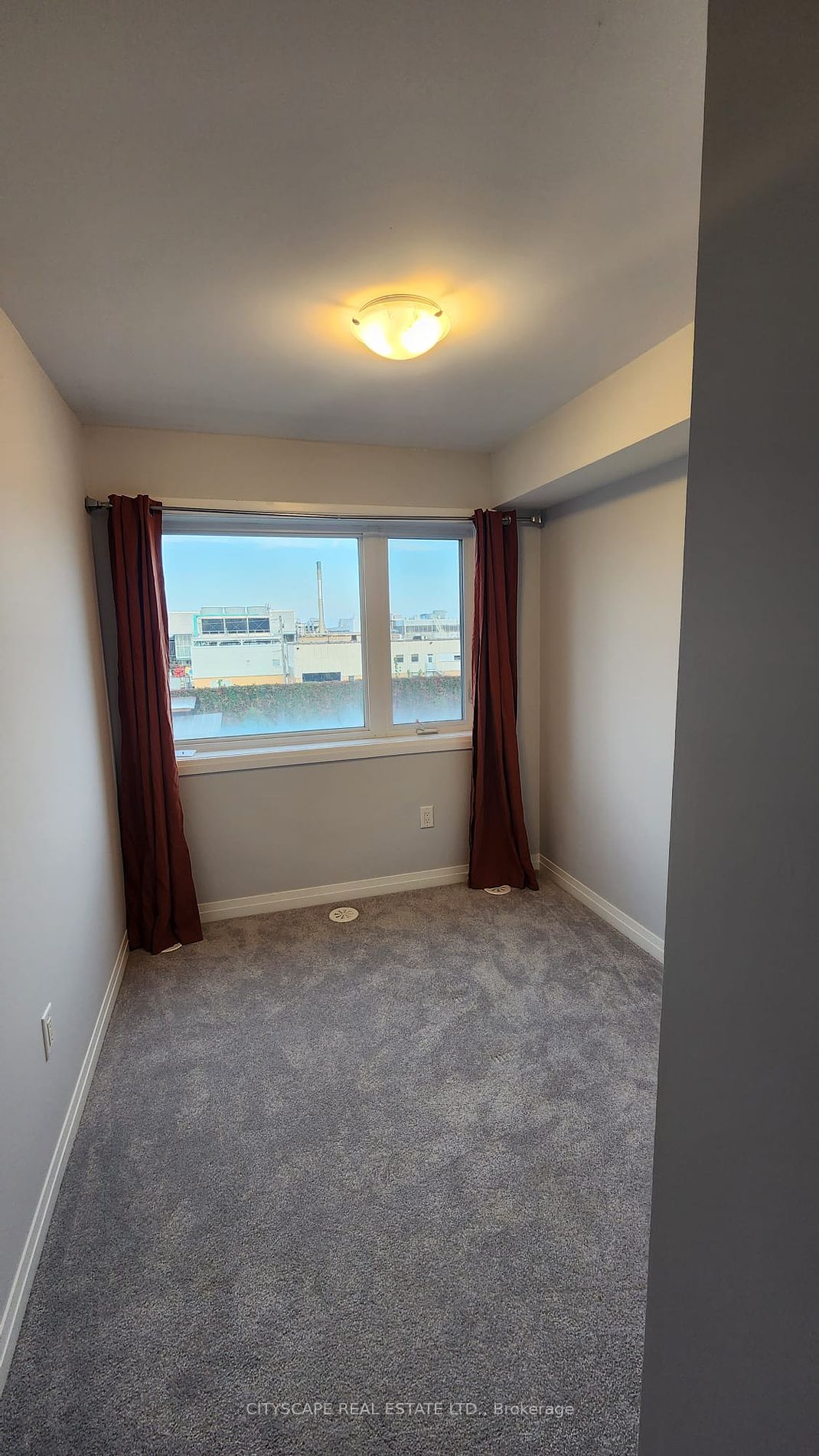 163 William Duncan Rd 8 Property Photo 9