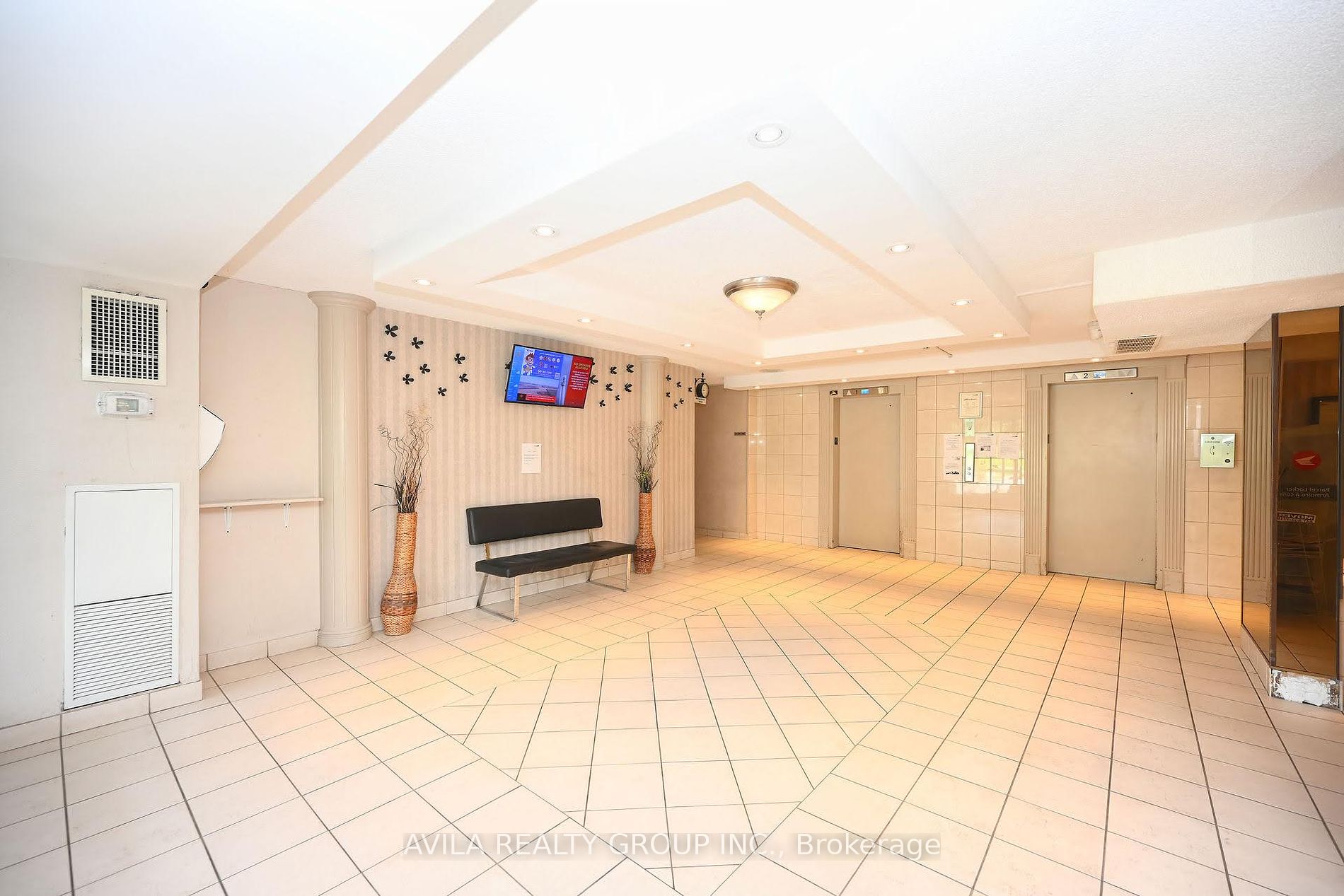 21 Knightsbridge Rd 3 Property Photo 3