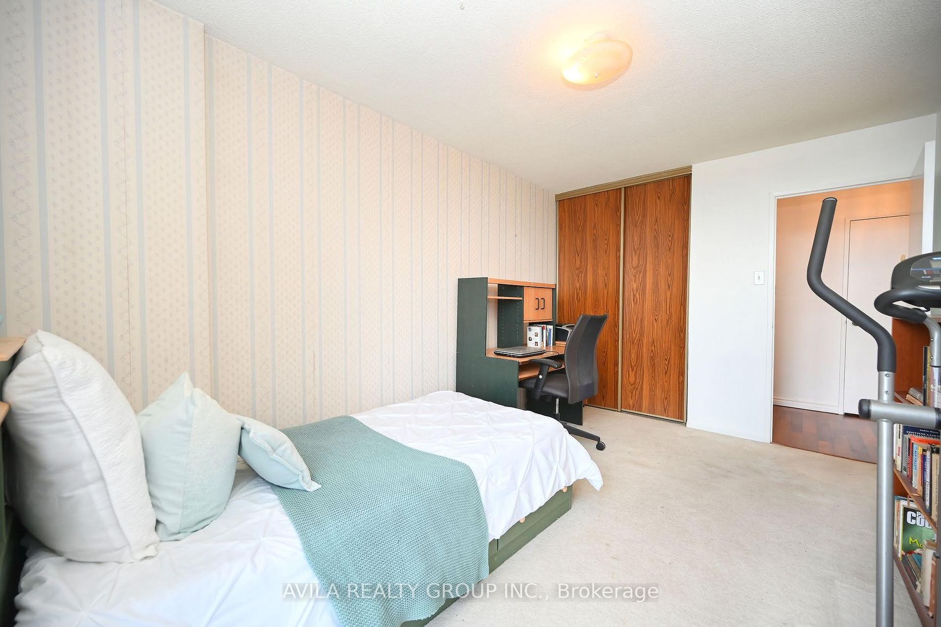 21 Knightsbridge Rd 3 Property Photo 29