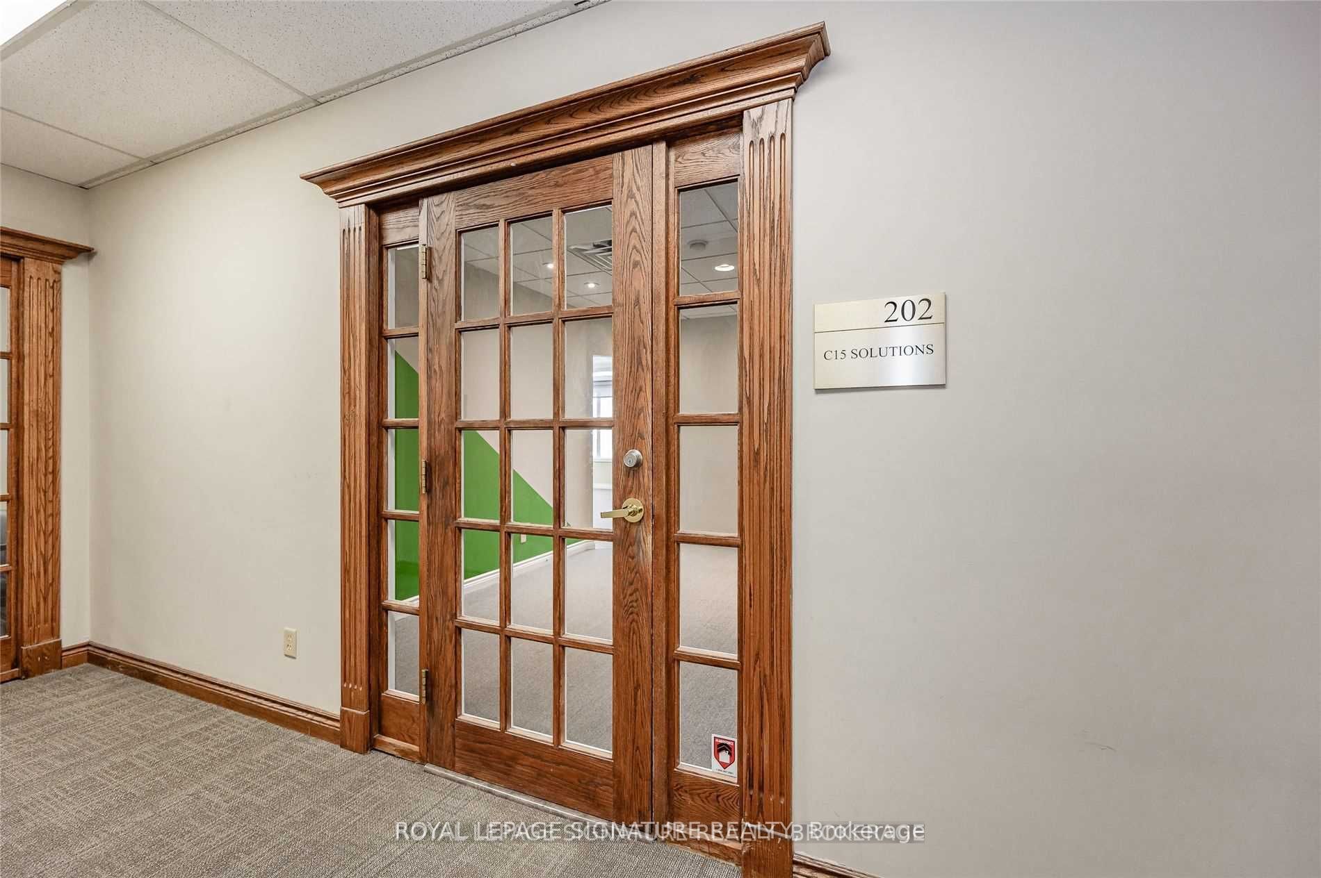 2904 South Sheridan Way Property Photo 2