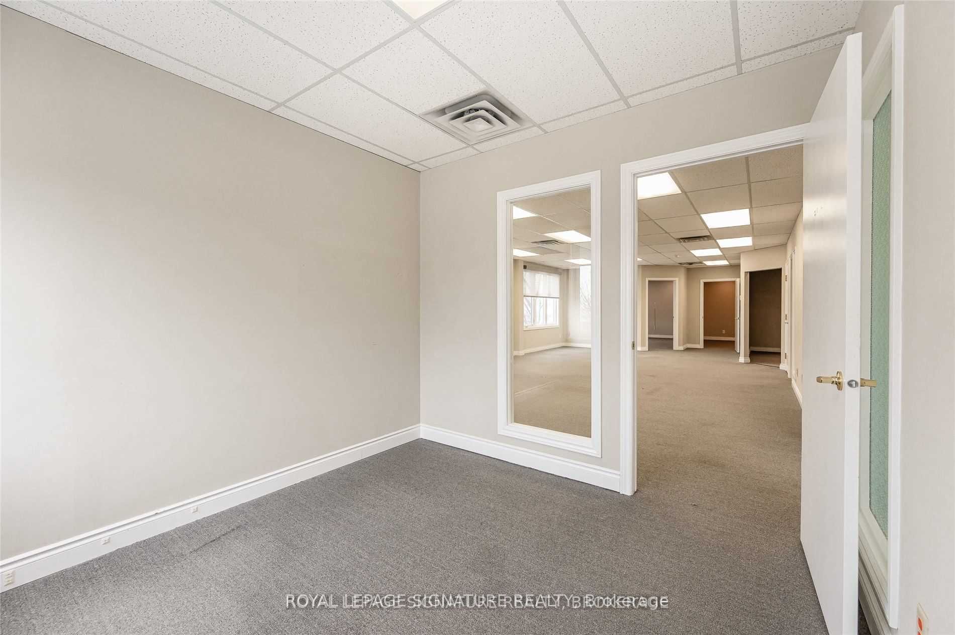 2904 South Sheridan Way Property Photo 15