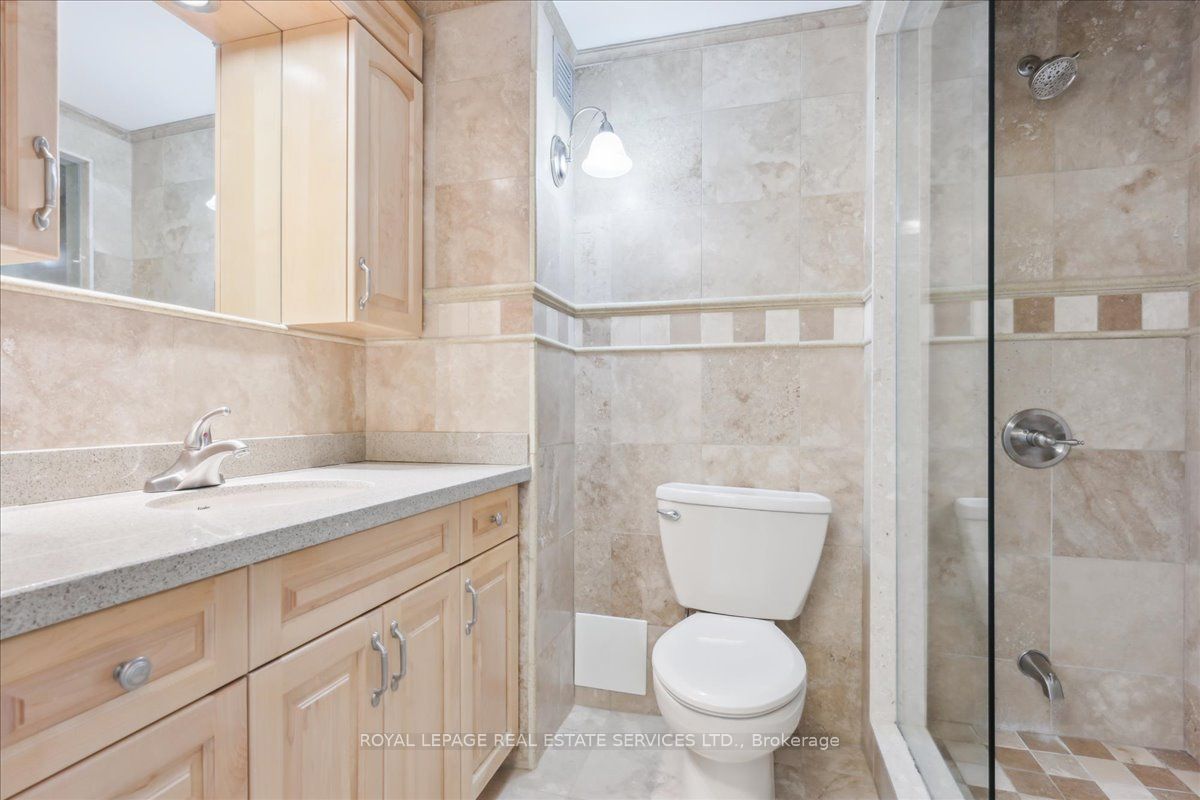 1300 Bloor St 2 Property Photo 19