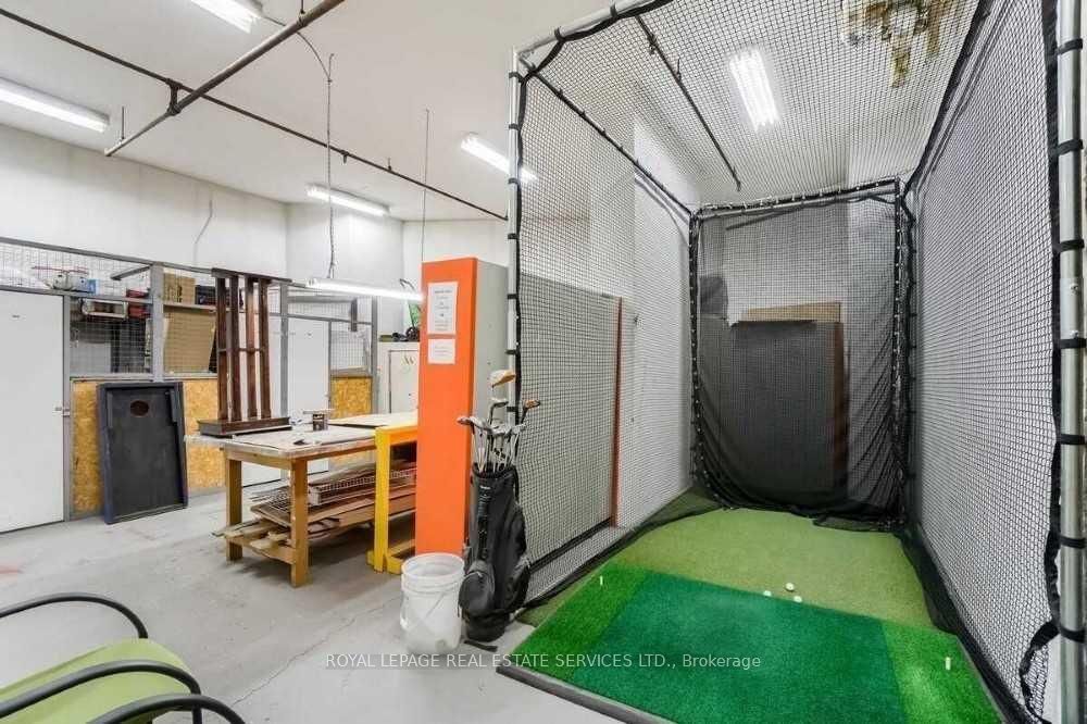 1300 Bloor St 2 Property Photo 29