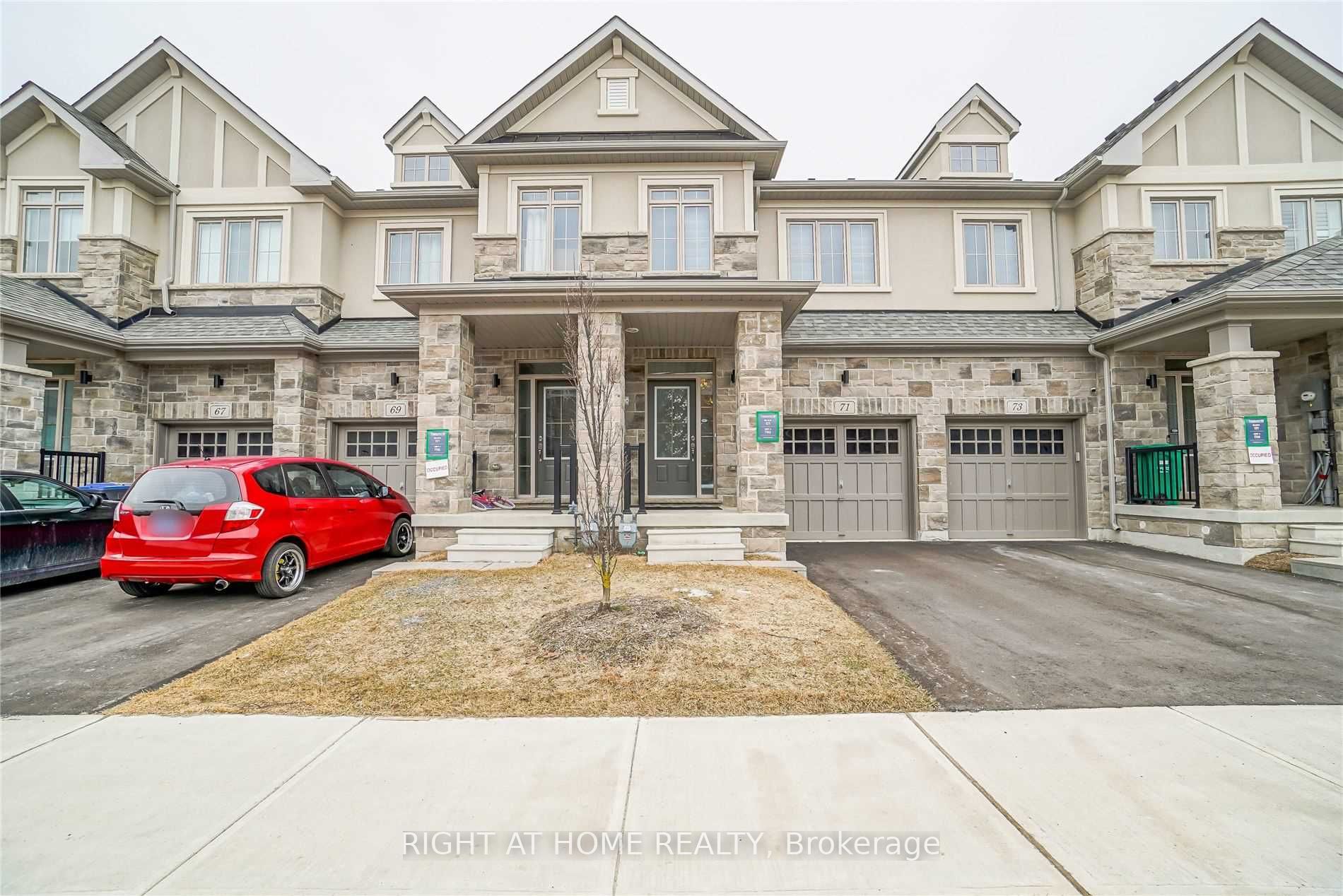 71 Doris Pawley Cres Property Photo 1