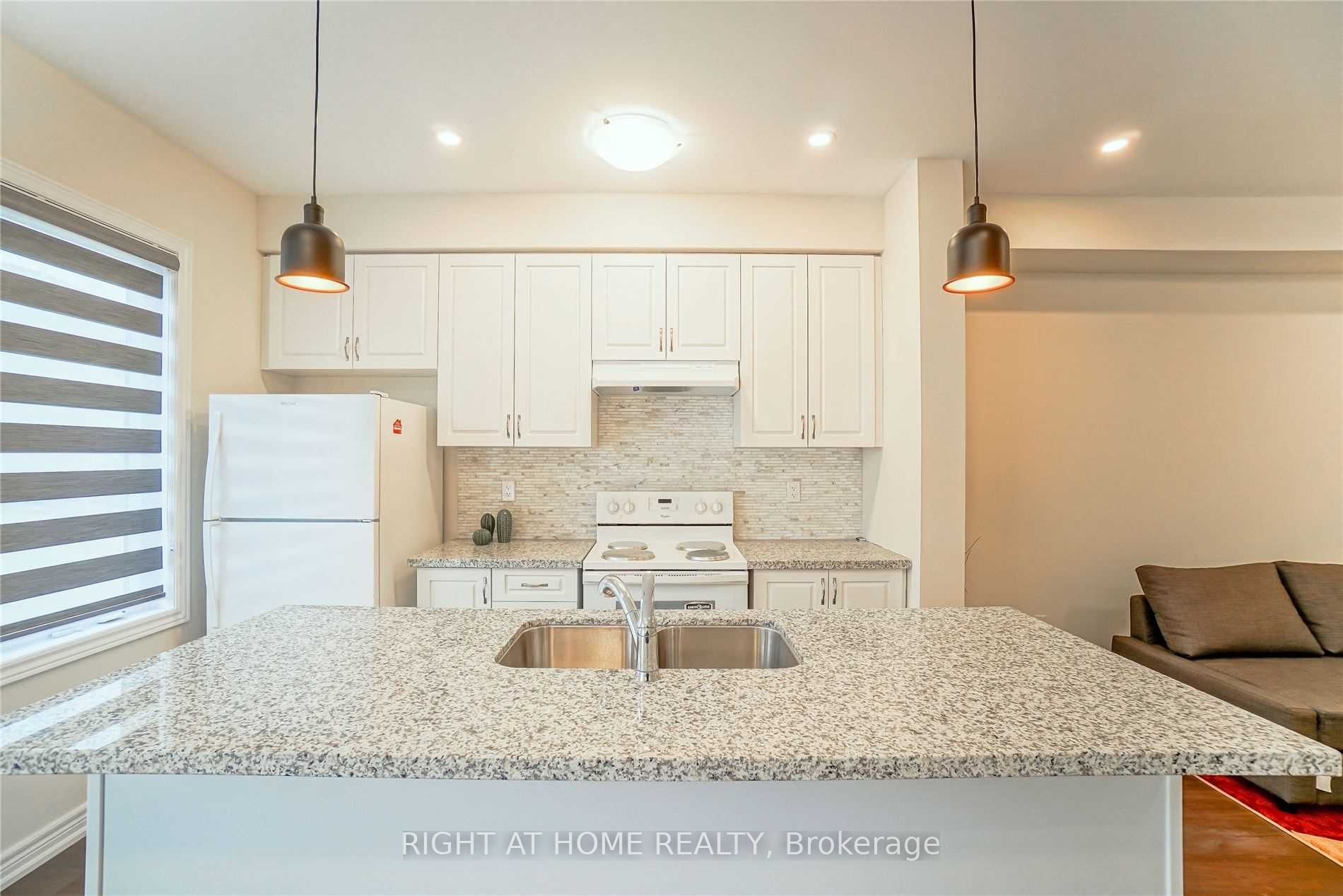 71 Doris Pawley Cres Property Photo 14