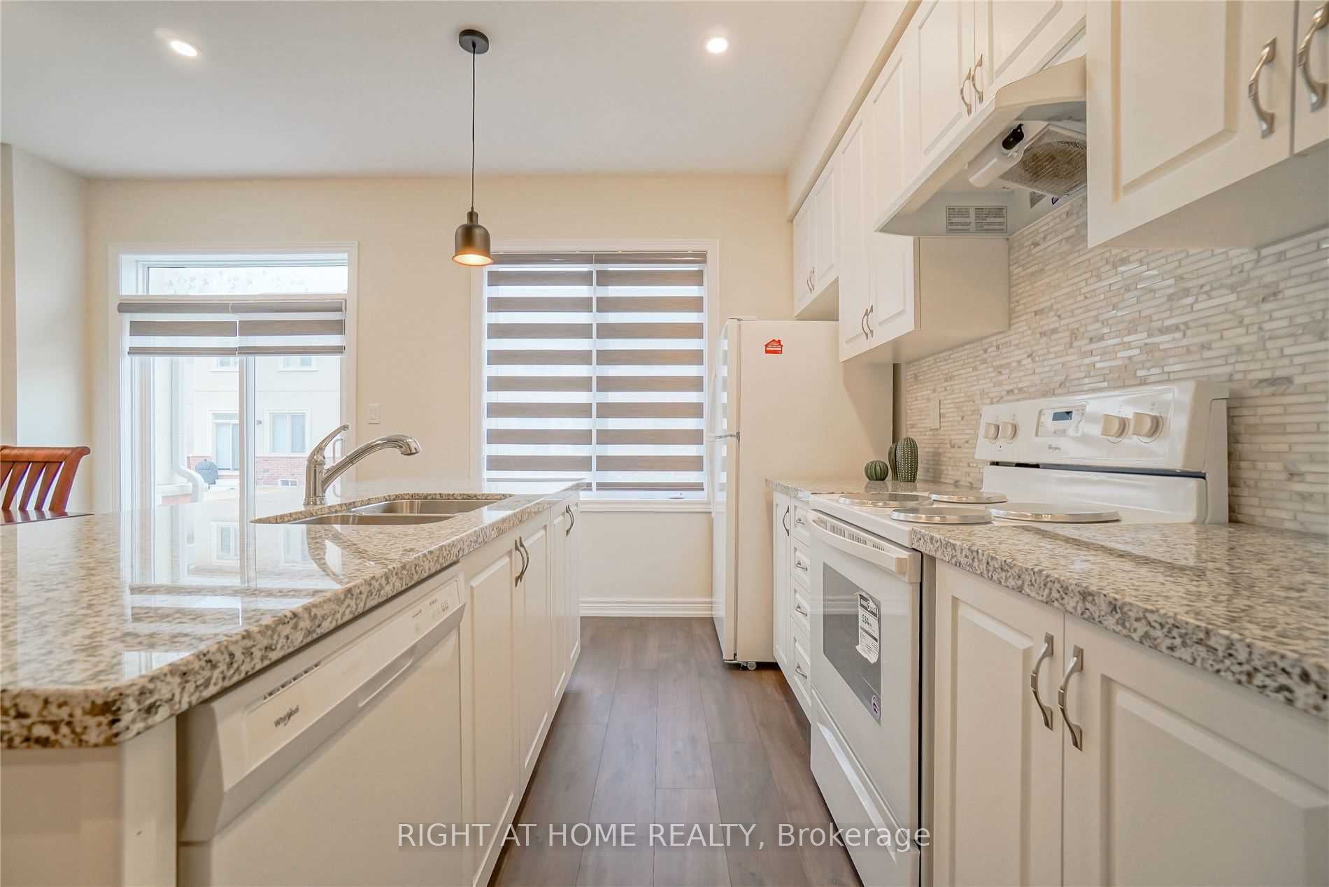 71 Doris Pawley Cres Property Photo 15
