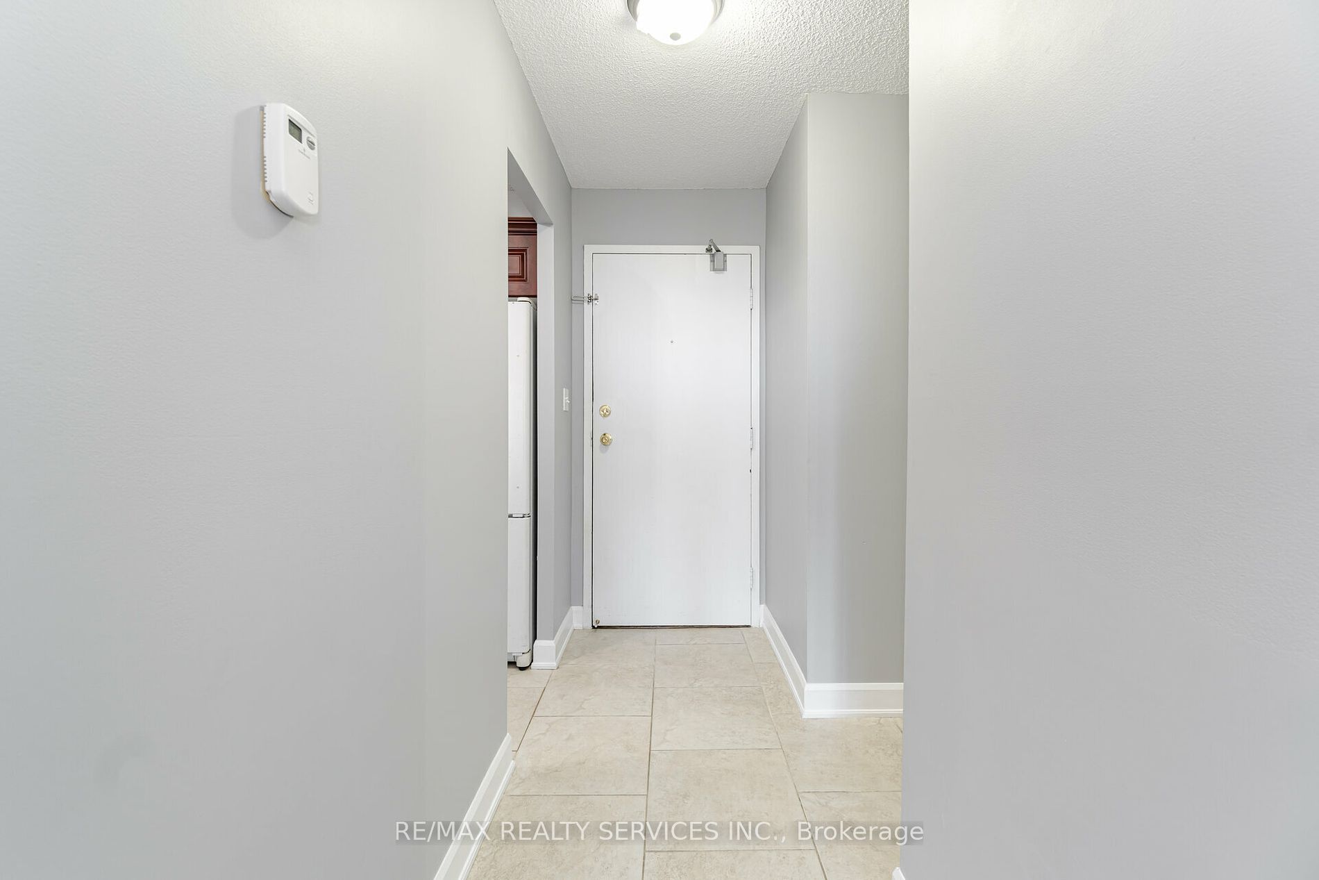 2665 Windwood Dr 6 Property Photo 3