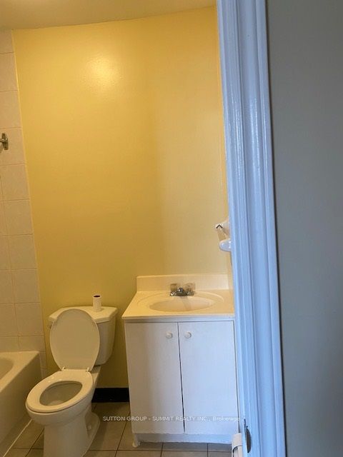 60 Harvard Ave Property Photo 5
