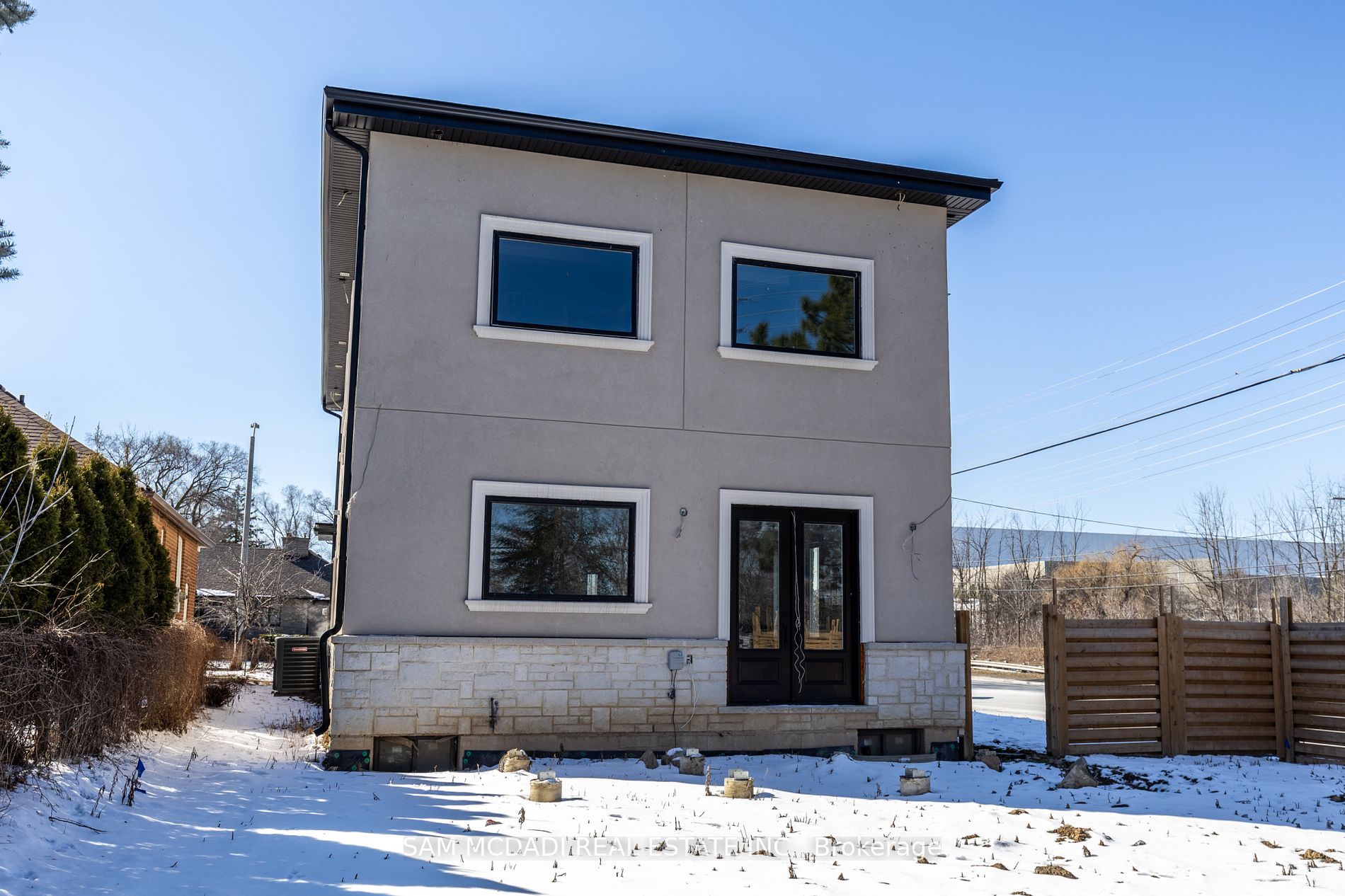 1 Brookside Dr E Property Photo 12