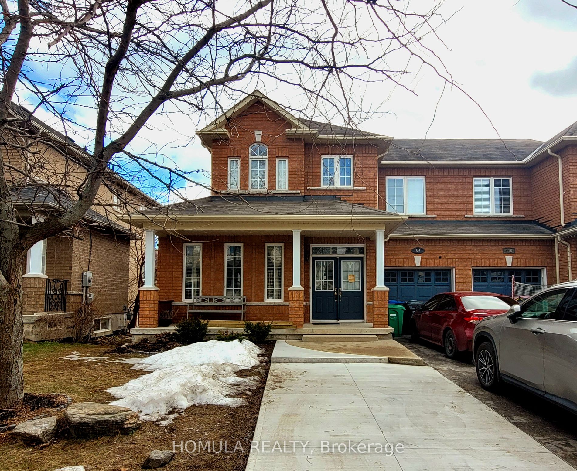 114 Walker Rd W Property Photo 1