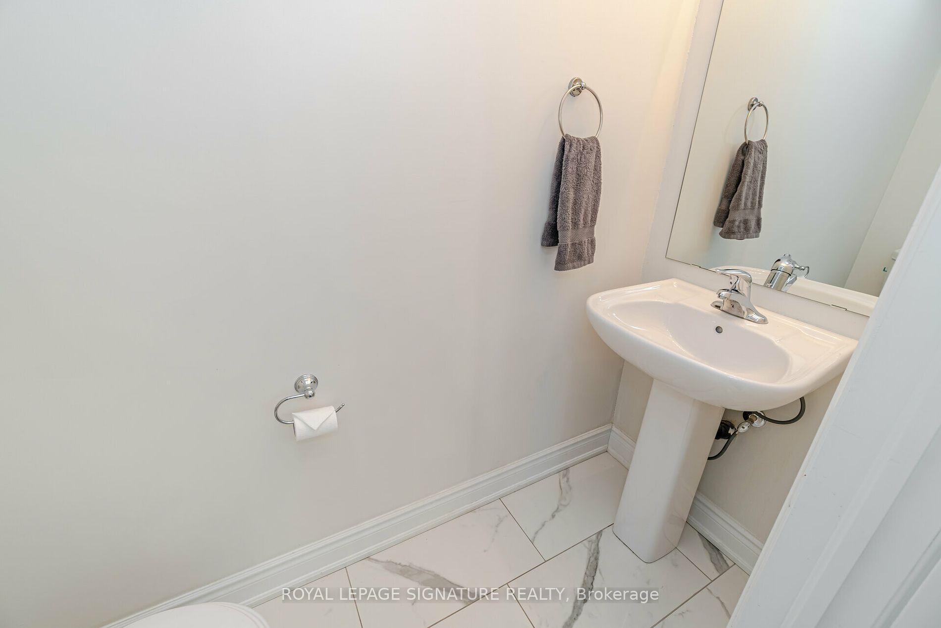 127 Widdicombe Hill Property Photo 15