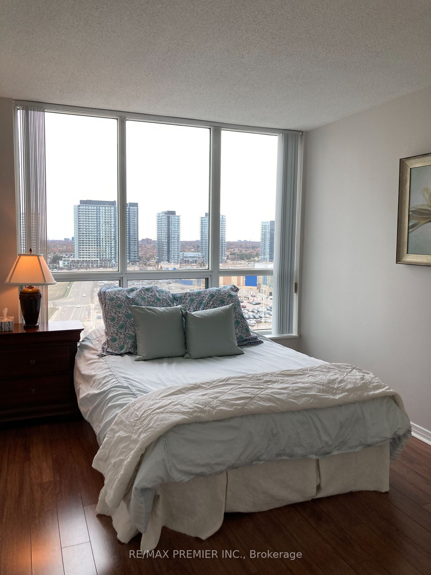 2565 Erin Centre Blvd Ph 5 Property Photo 7