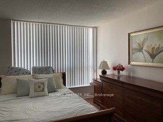 2565 Erin Centre Blvd Ph 5 Property Photo 8