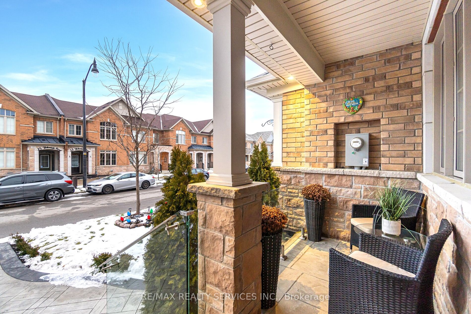 22 Yellowknife Rd N Property Photo 5