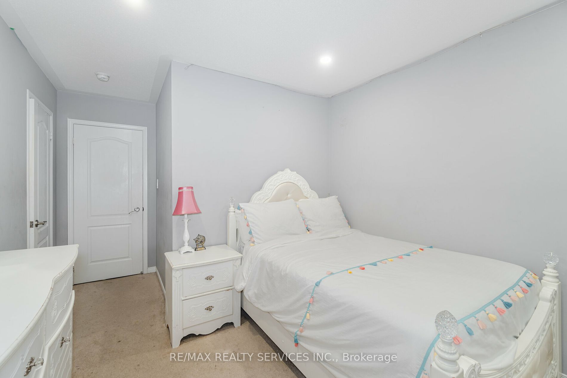 22 Yellowknife Rd N Property Photo 30