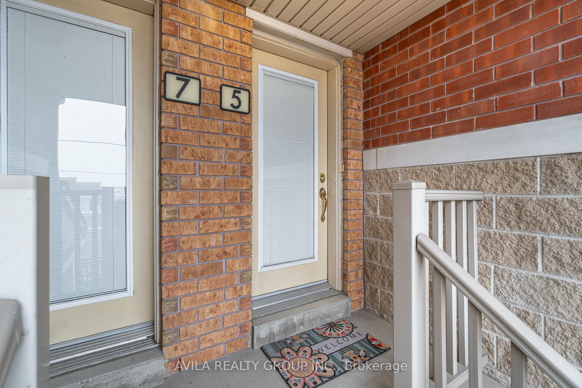 3975 Eglinton Ave W 05 Property Photo 2