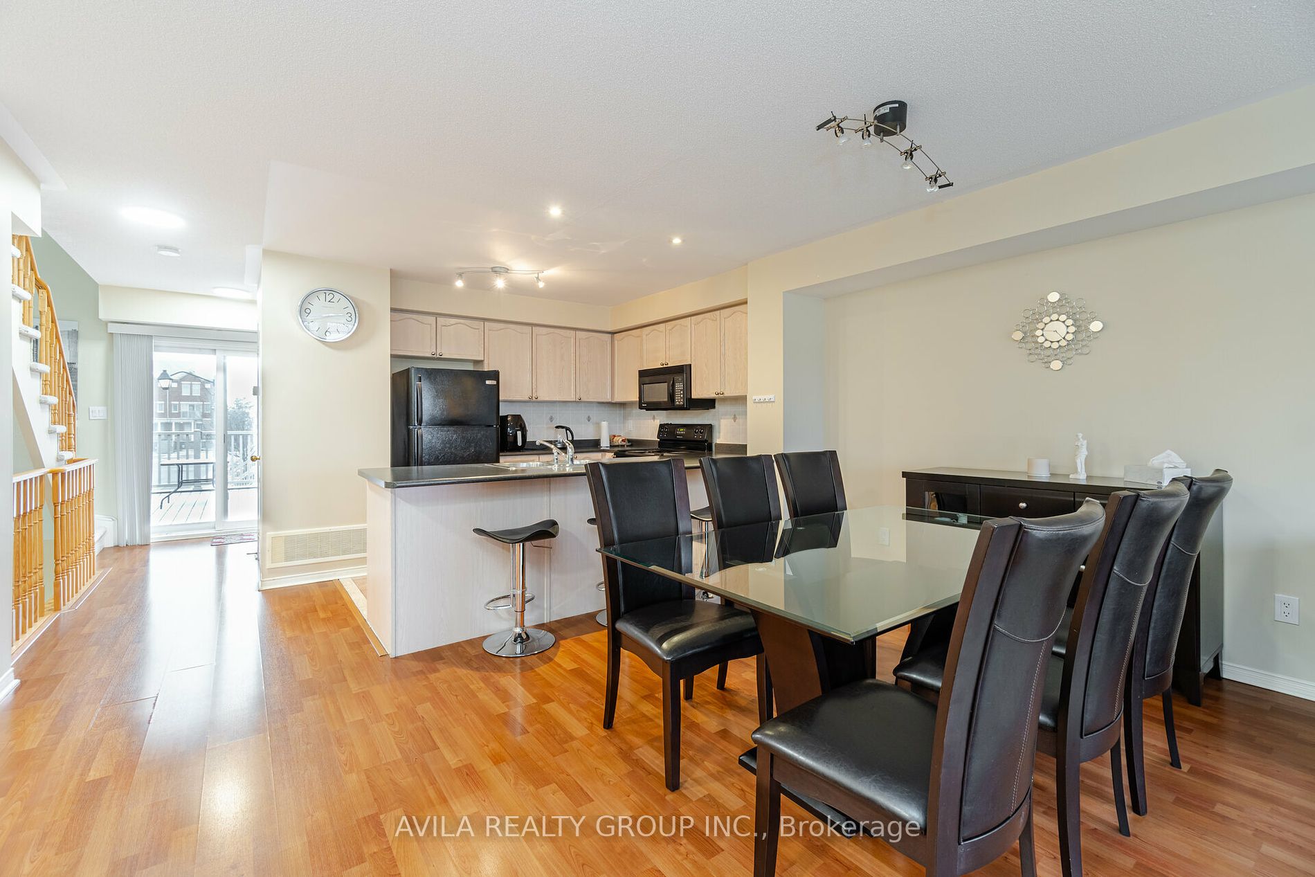 3975 Eglinton Ave W 05 Property Photo 12