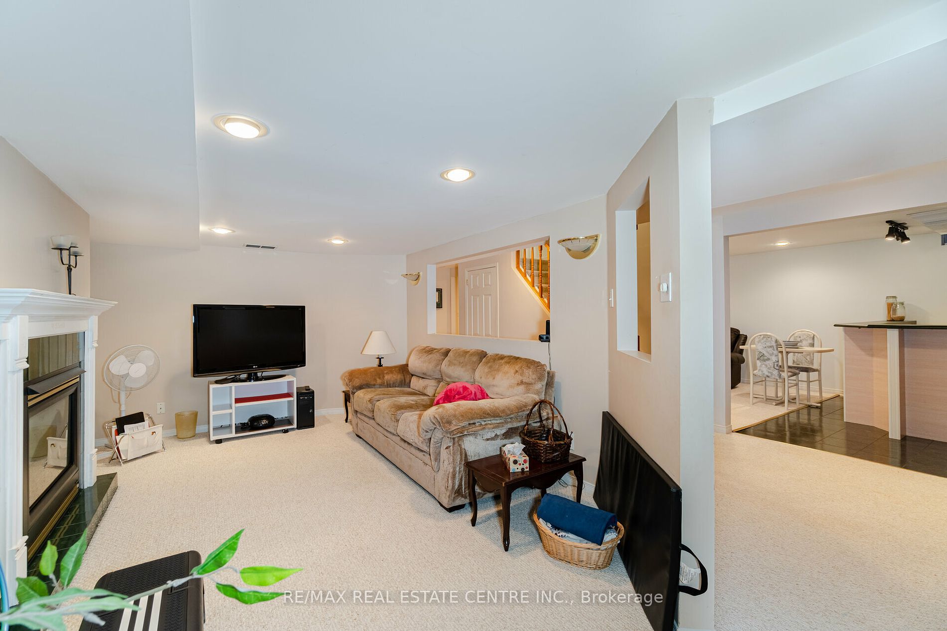 4552 Gullfoot Circ Property Photo 34