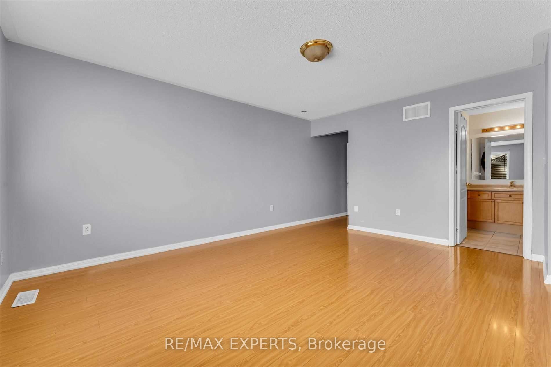 43 Jingle Cres Property Photo 24
