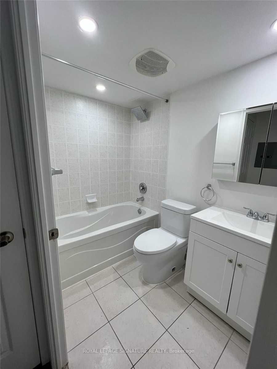 335 Rathburn Rd 11 Property Photo 8