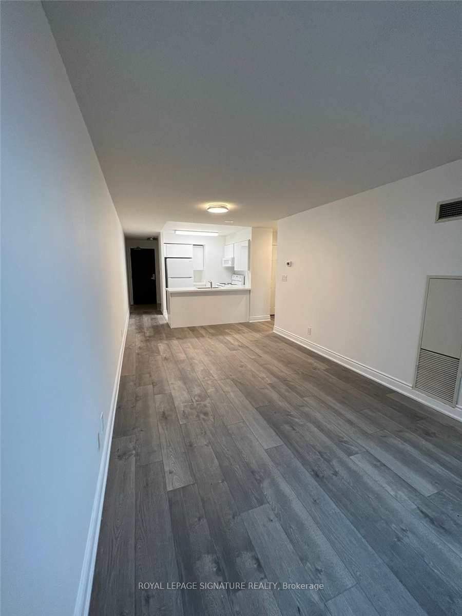 335 Rathburn Rd 11 Property Photo 10