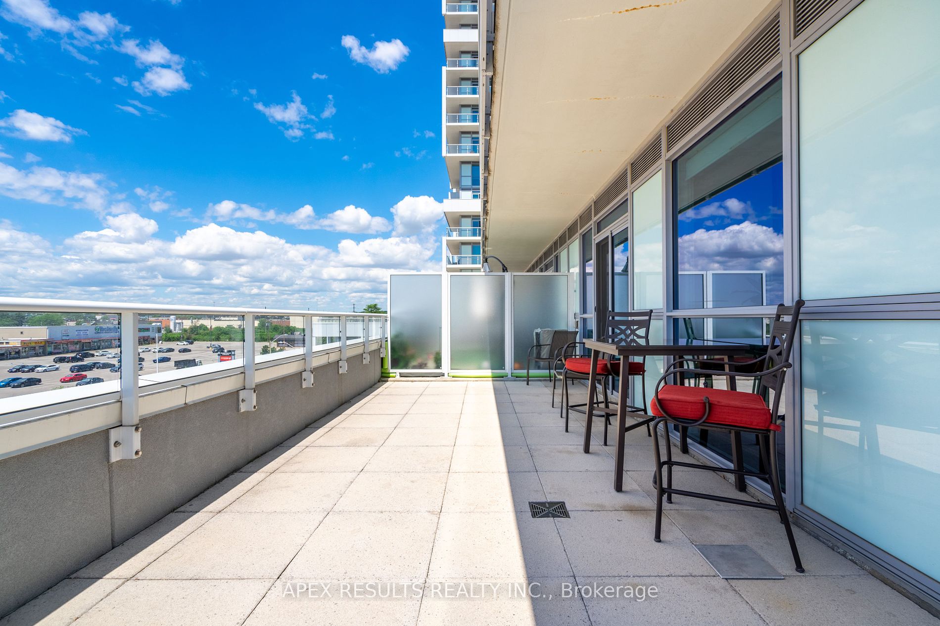 55 Speers Rd 11 Property Photo 4