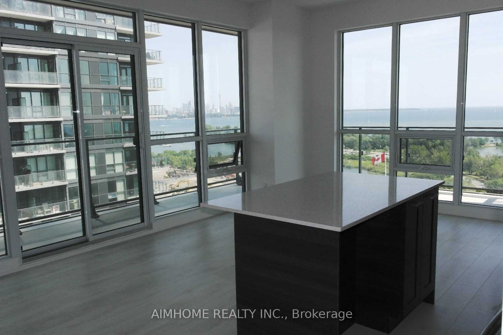 2212 Lake Shore Blvd W 01 Property Photo 5