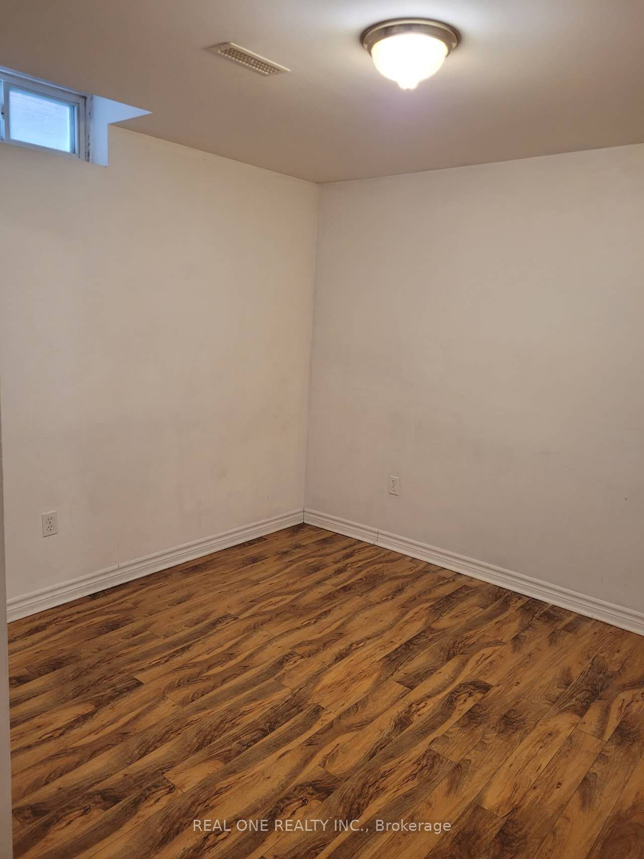 4666 Crosswinds Dr Property Photo 6