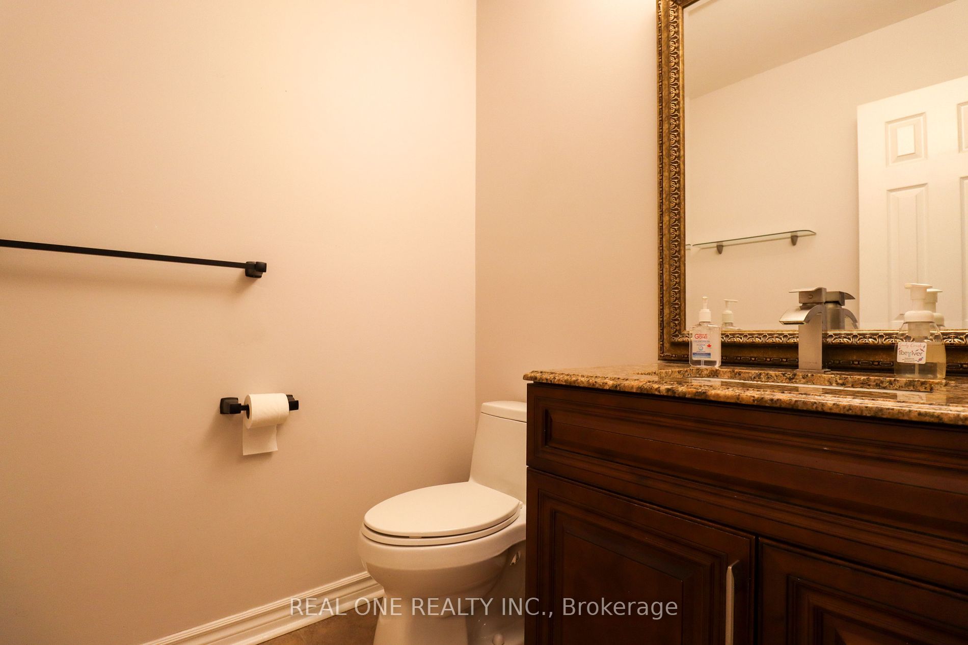 366 River Glen Blvd Property Photo 17