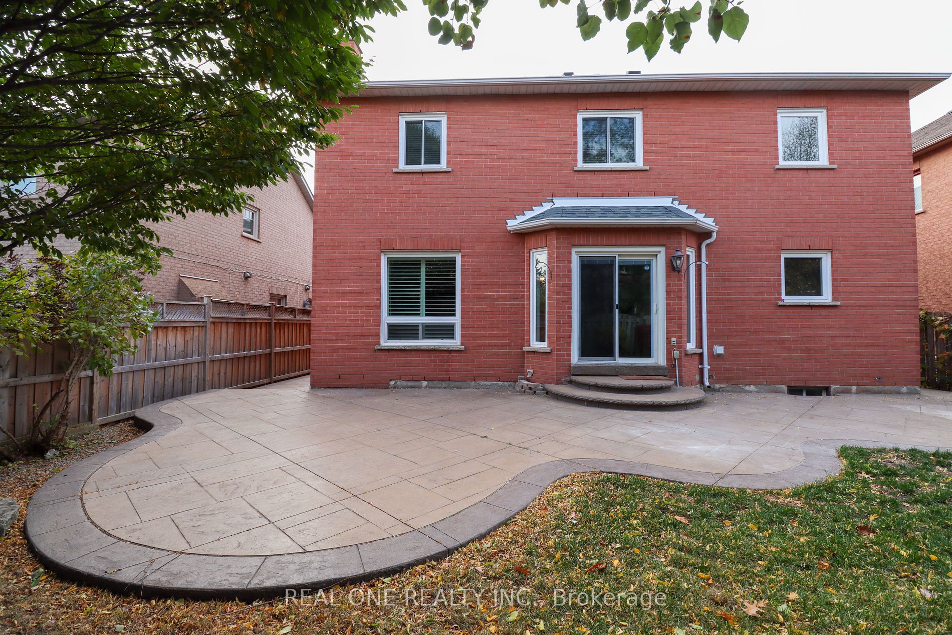 366 River Glen Blvd Property Photo 40