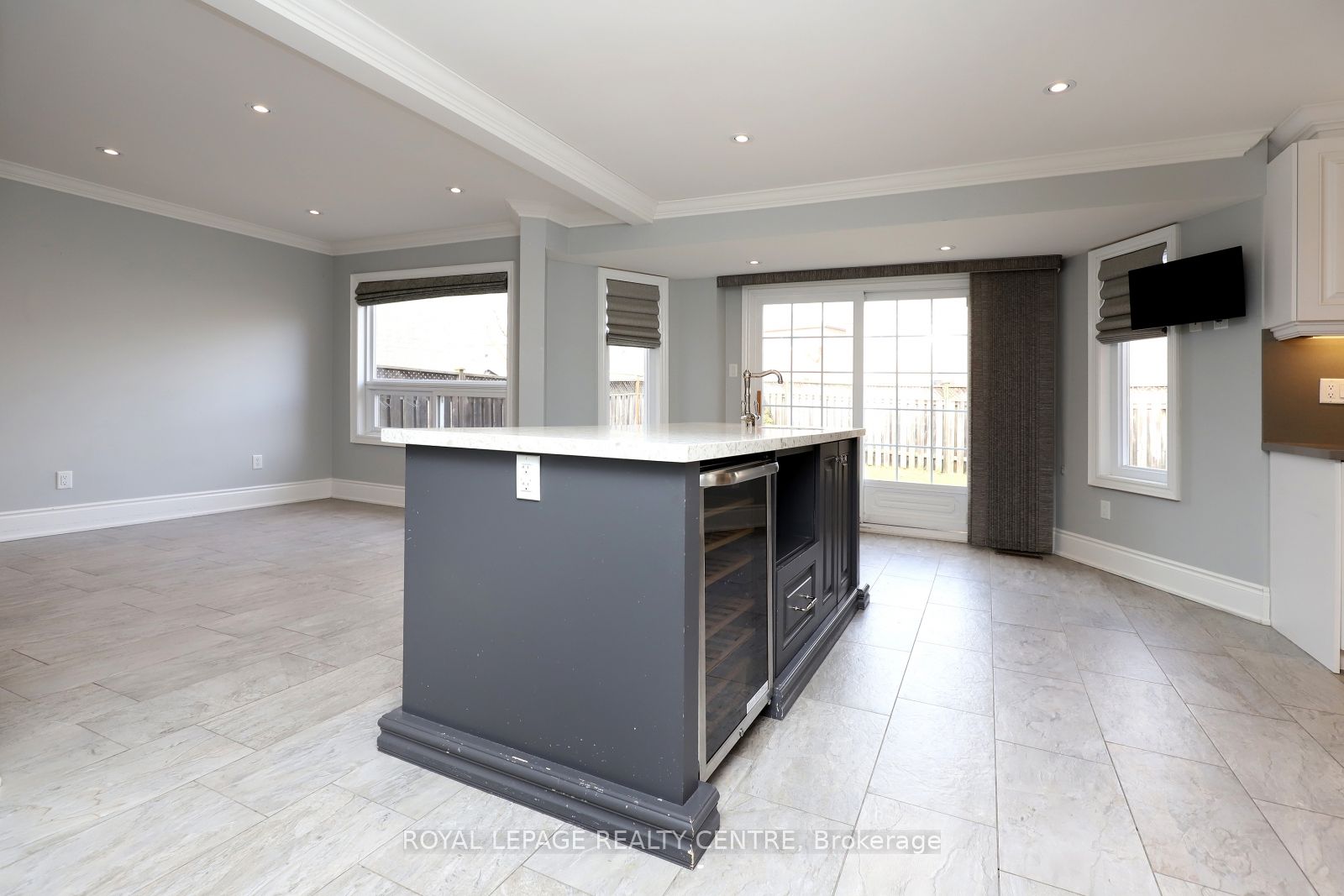 2577 Burnford Tr Property Photo 10