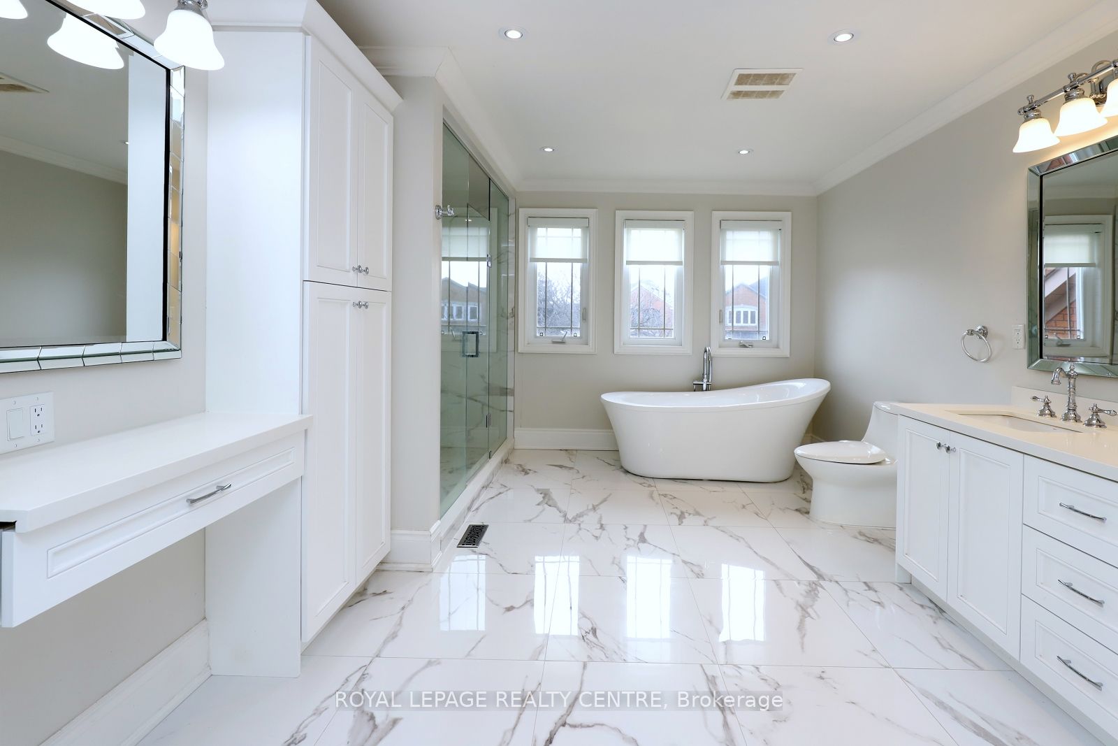 2577 Burnford Tr Property Photo 25