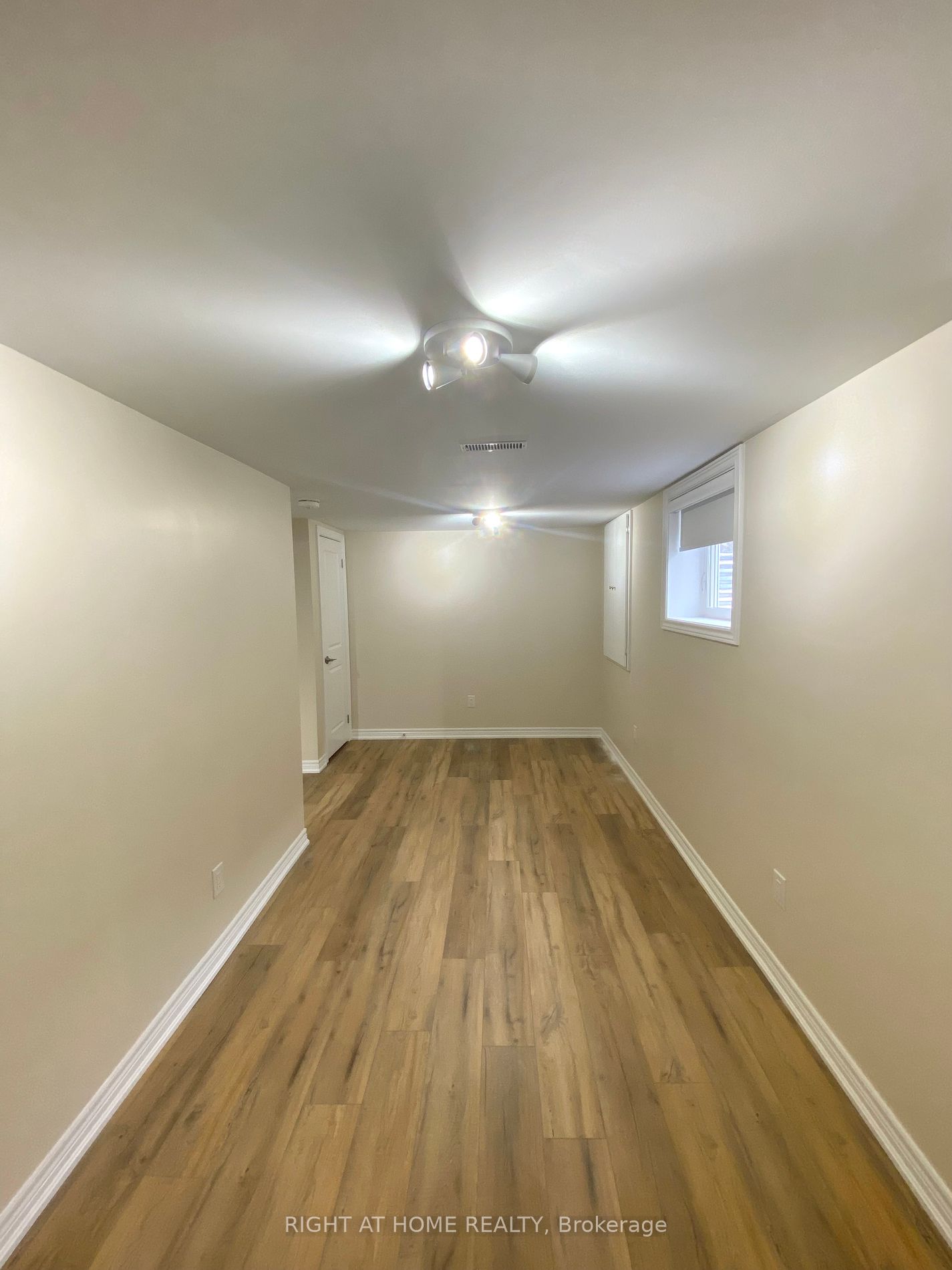 118 Avening Dr Property Photo 10