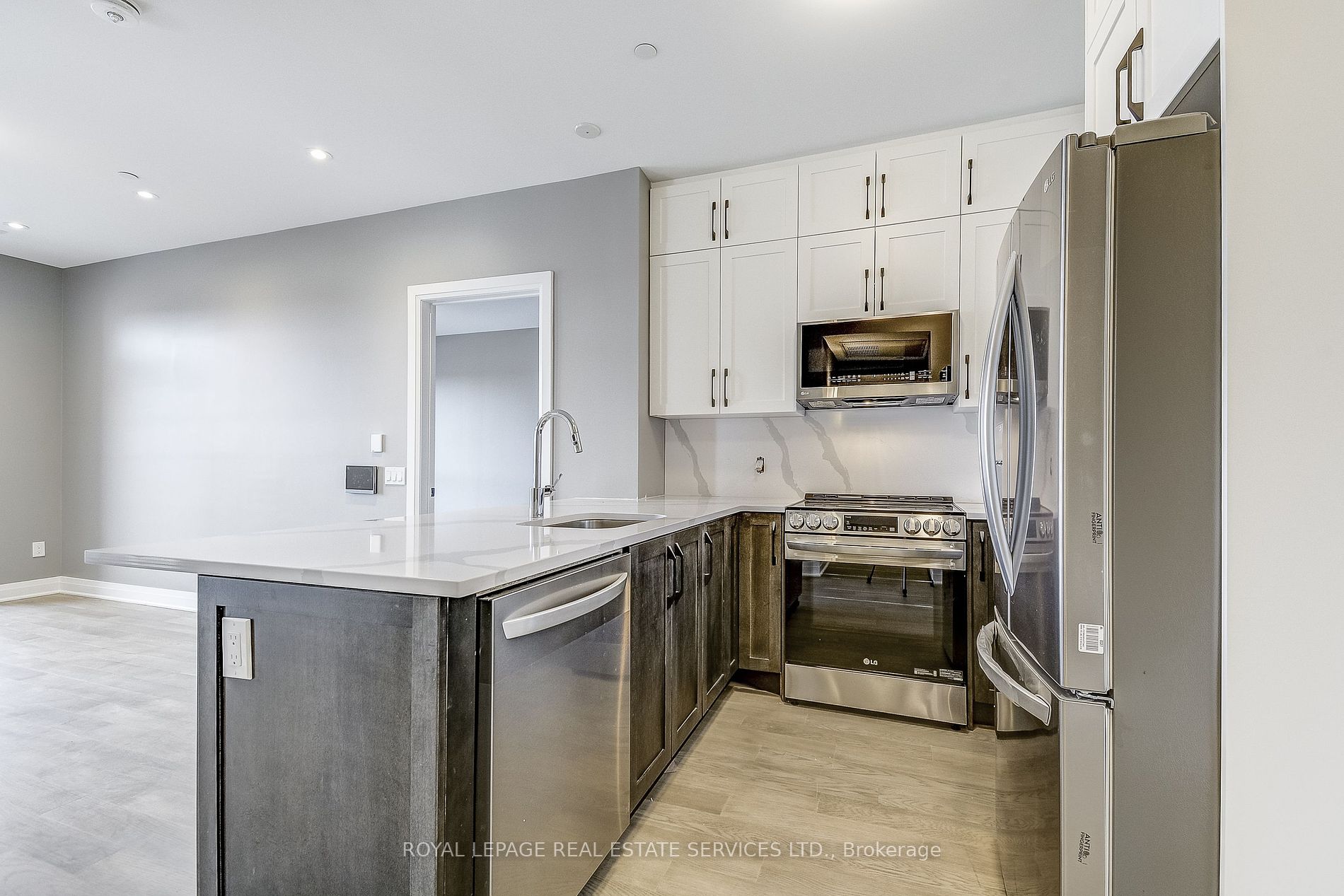 470 Gordon Krantz Ave 0 Property Photo 12
