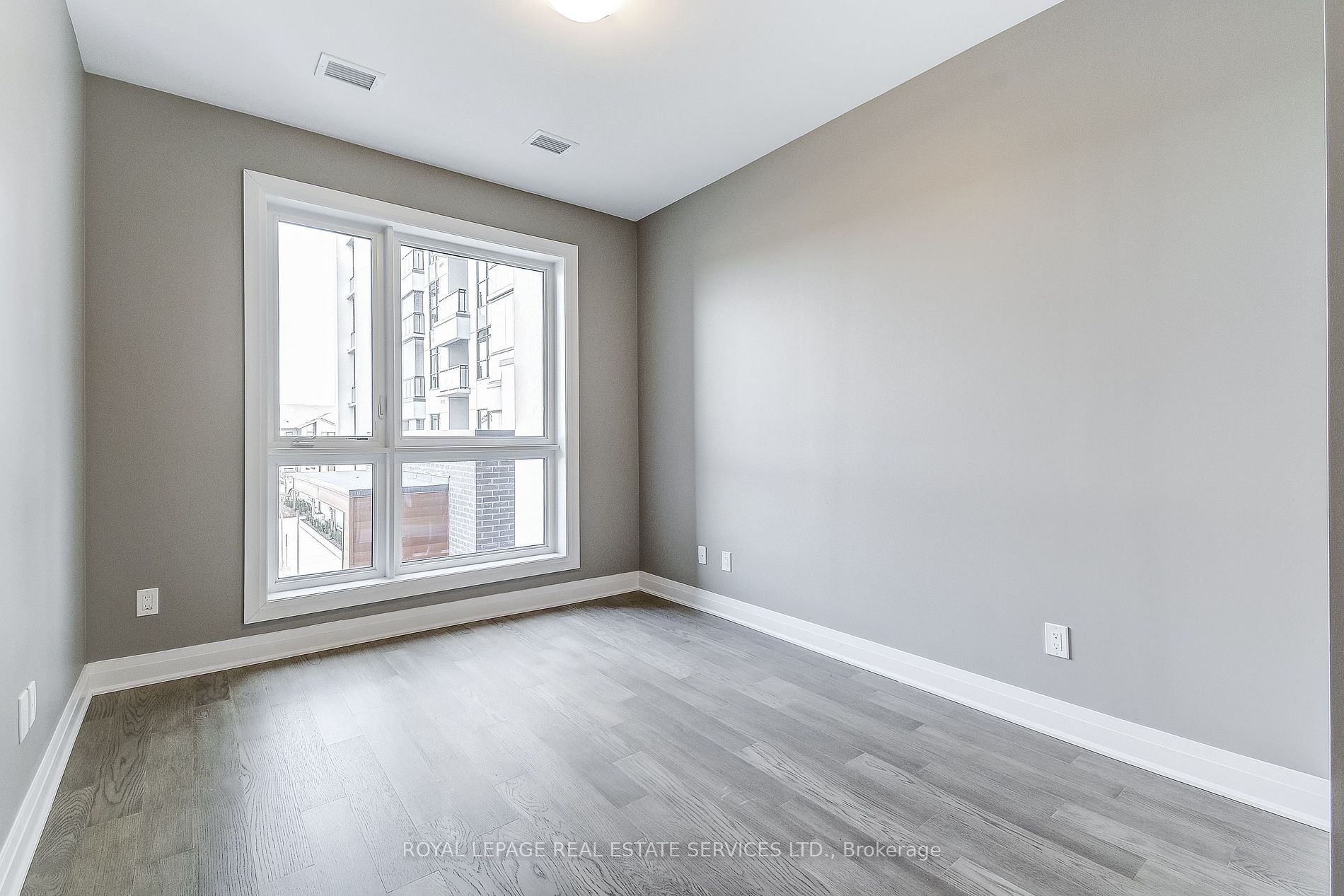 470 Gordon Krantz Ave 0 Property Photo 20