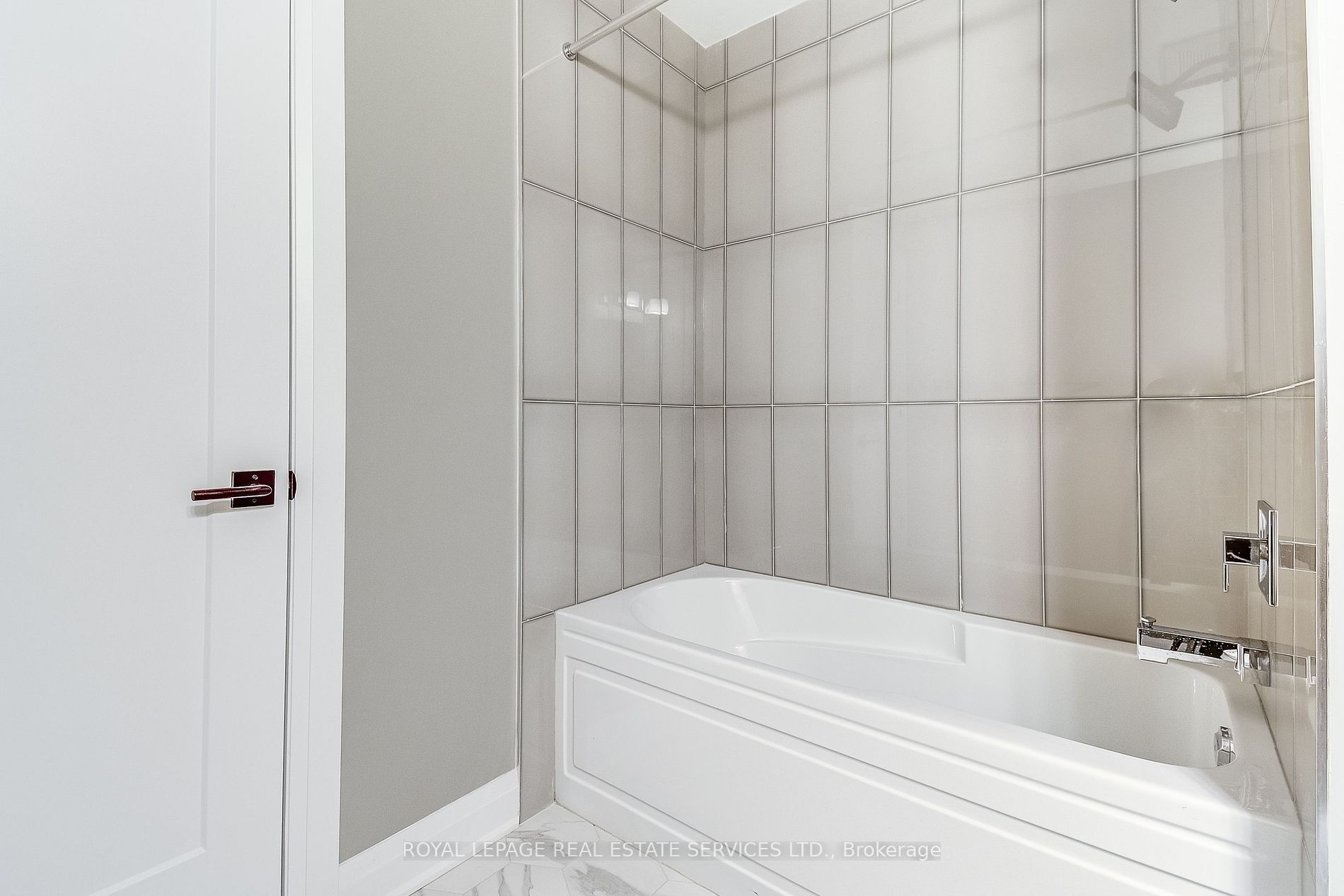 470 Gordon Krantz Ave 0 Property Photo 21