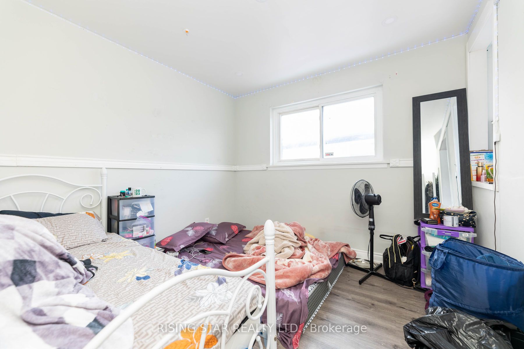 5 Tinton Cres Property Photo 9