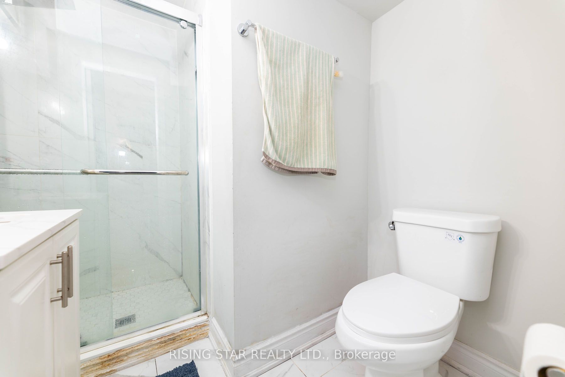 5 Tinton Cres Property Photo 28