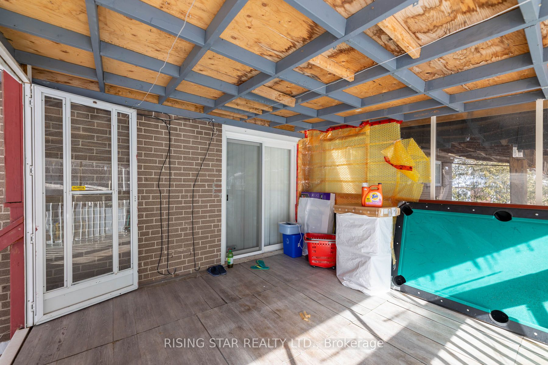 5 Tinton Cres Property Photo 36