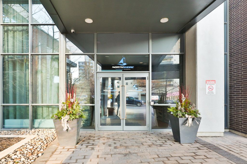 1 Hurontario St 19 Property Photo 4