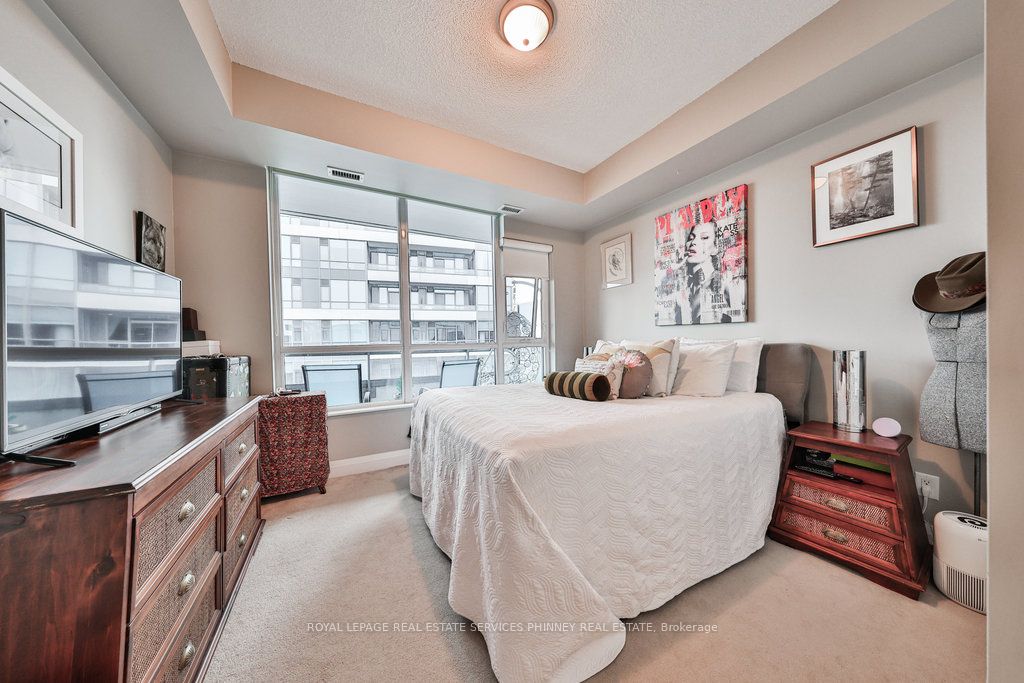 1 Hurontario St 19 Property Photo 13