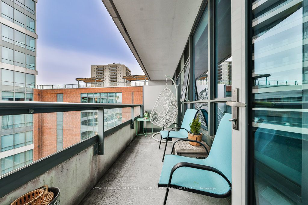 1 Hurontario St 19 Property Photo 16