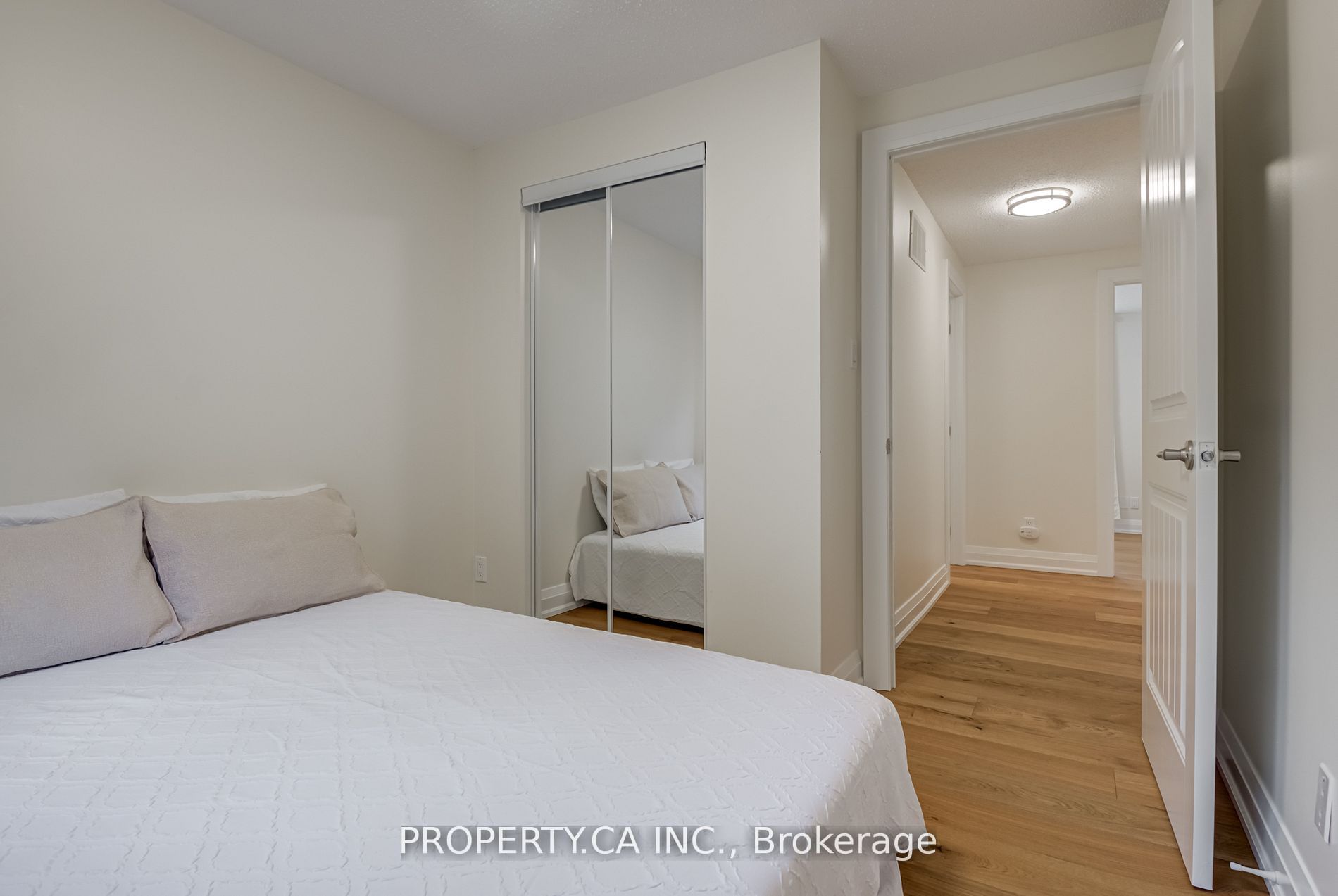 1232 Guelph Line 12 Property Photo 23