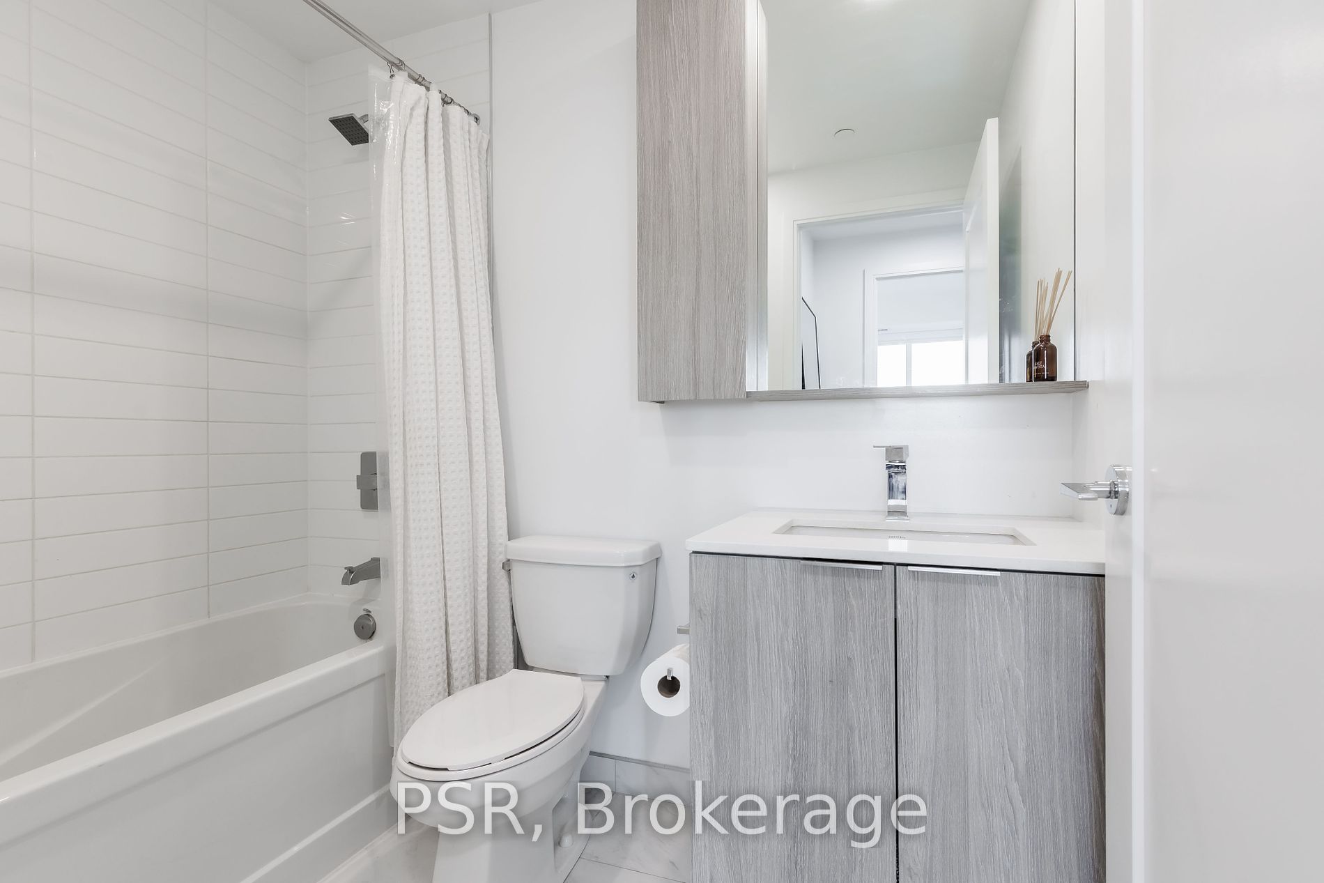 70 Annie Craig Dr 03 Property Photo 15