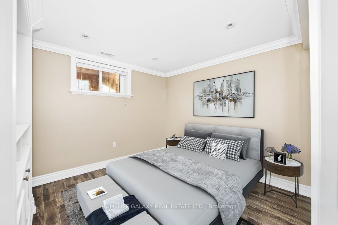 38 Montcalm Ave Property Photo 6