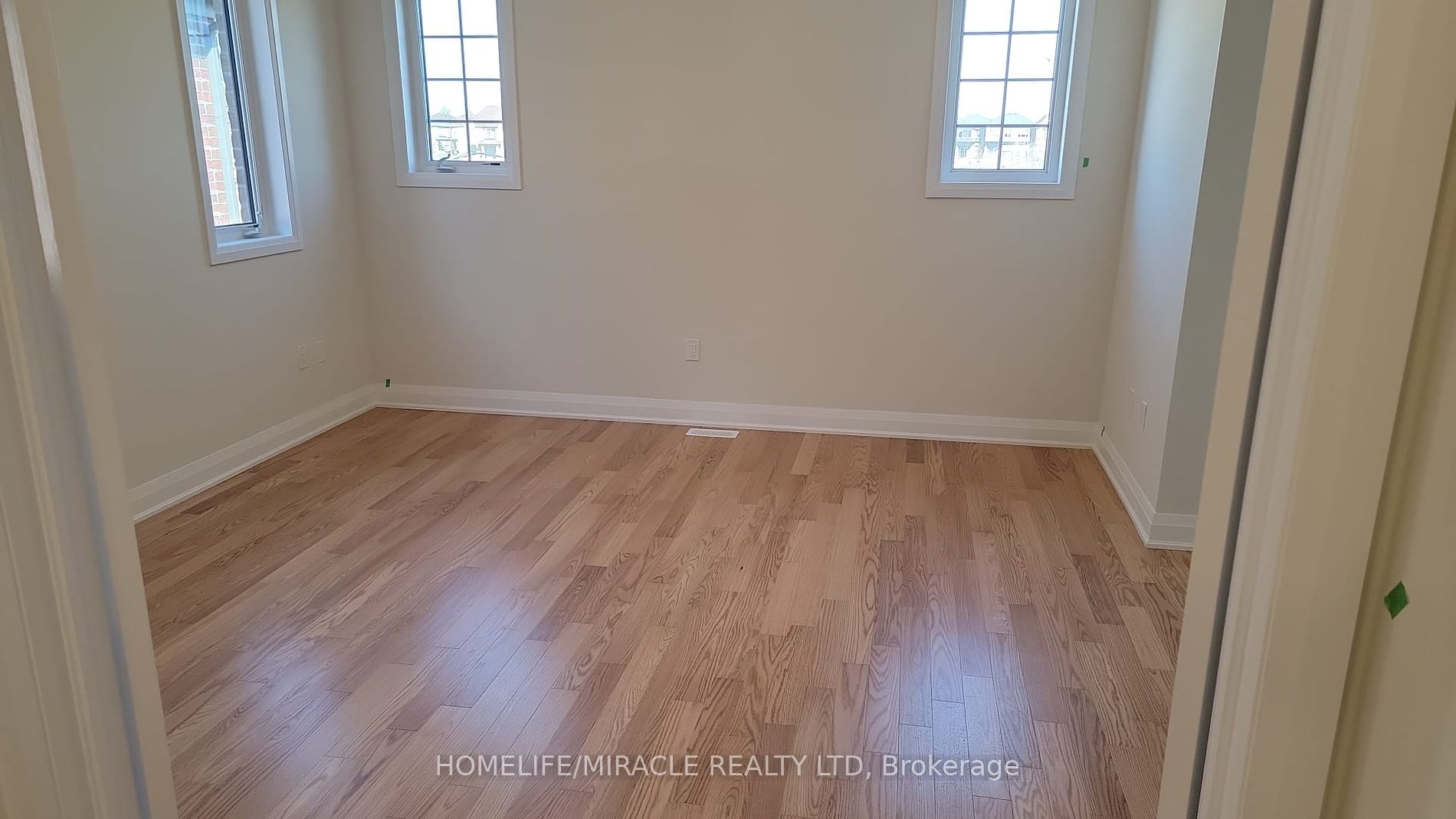 20 Moorhart Cres Property Photo 7