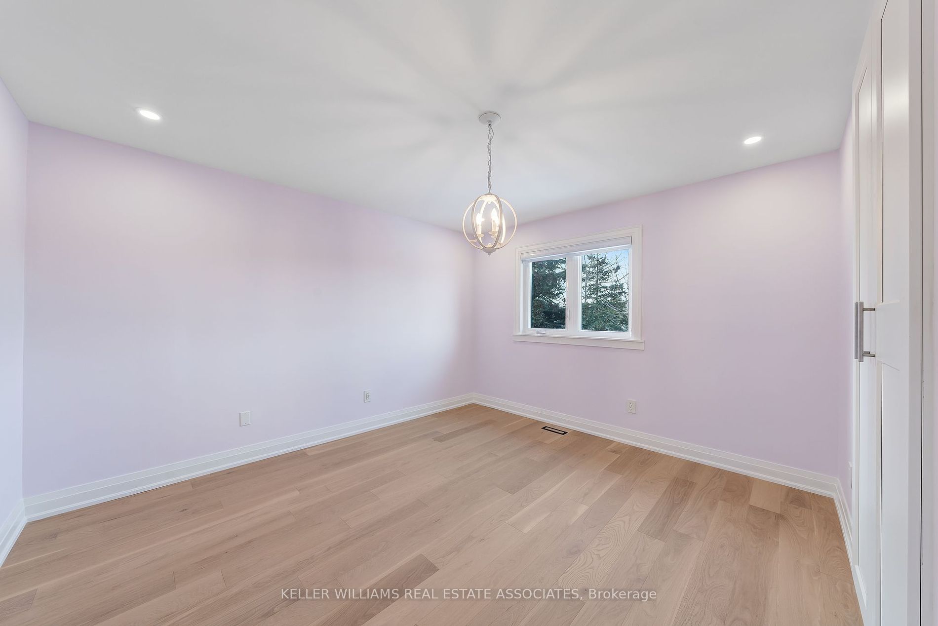 45 Mccullough Cres Property Photo 29