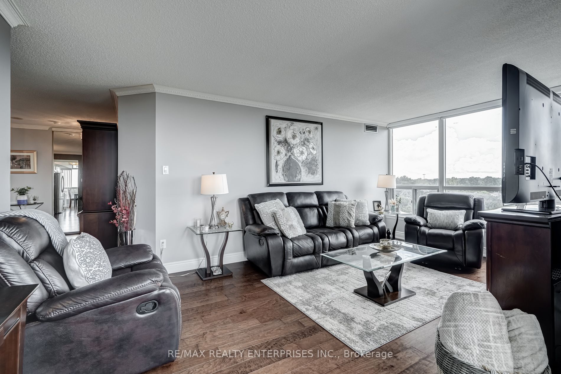 10 Laurelcrest St 15 Property Photo 14